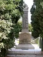 Le monument aux morts.