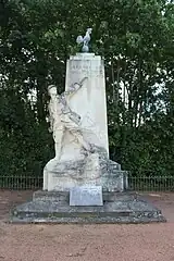 Monument aux morts.