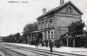 La gare au tout début du XXe&nbsp;siècle