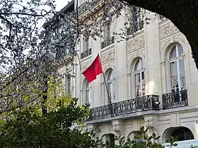 Ambassade à Paris.