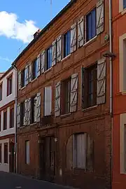 no&nbsp;15 : façade de l'immeuble.