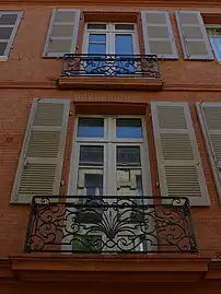 no&nbsp;25 : détail des fenêtres.