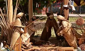 Nativité en poupées de spathes de maïs.