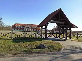 Piórkowo (Płoskinia)