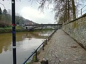 L'EV 5 en bord de Sambre: le quai des Joghiers (Namur)