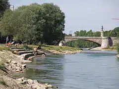 Terrasse aus Naturstein