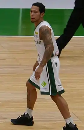 Image illustrative de l’article Nic Moore