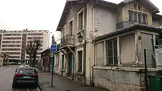 Depuis la place Pierre-Semard.