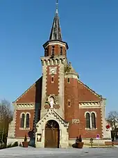 Photographie montrant l'église de la Nativité-de-la-Vierge