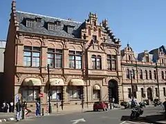 La vieille banque néerlandaise et l'ancienne Chambre des lois du Transvaal sur Church Square.