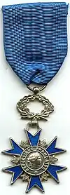 Médaille de chevalier de l’ordre du Mérite