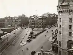 La place entre 1912 et 1938