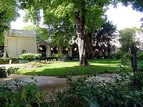 Square Louis-XVI à Paris