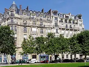 Immeubles haussmanniens nos&nbsp;84 et 86.