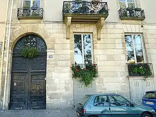Hôtel particulier du no&nbsp;13.