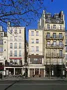 No&nbsp;82 : passage très étroit.