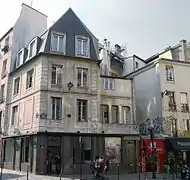 No&nbsp;127, maison du XVIIe&nbsp;siècle.