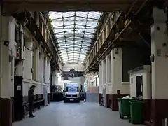 Le fond du no&nbsp;18 avec la verrière.