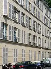 No&nbsp;14 : immeuble (1797-1804), dit immeuble de Cauqueréaumont.