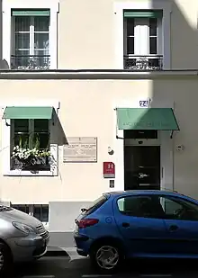 No&nbsp;24 rue Cels :Entrée de l'hôtel Mistral