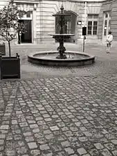 no&nbsp;55 : tracé de l'enceinte de Philippe-Auguste.