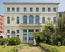 Palazzo Foresti Papadopoli.