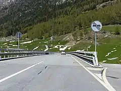 Entre Gabi (1&nbsp;228&nbsp;m) et Simplon-Dorf (1&nbsp;475&nbsp;m).