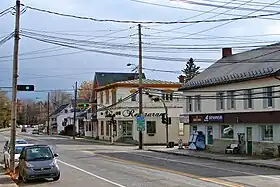 Intersection avec la route 148, à l'extrémité sud de la route 321.