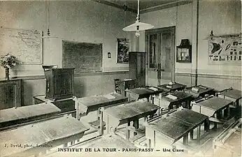 Une classe de l'Institut de la Tour au début du XXe siècle.