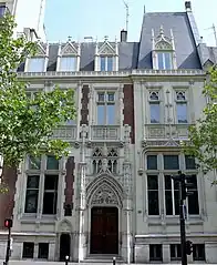 No&nbsp;23 ter : hôtel particulier.