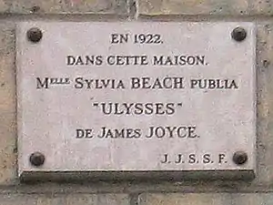 Plaque au No&nbsp;12.