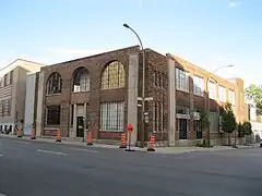 Parisian Laundry3550 Ouest