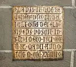 et de la deuxième pierre : LAPIS II (1324).