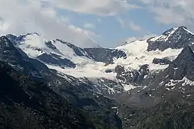 Vue du glacier des Évettes depuis le nord.