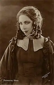 Constance Bonacieux (Pierrette Madd).