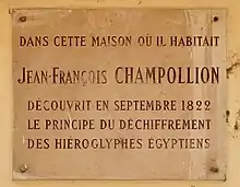 Plaque au no&nbsp;28.