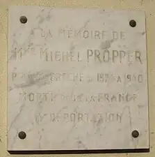 Plaque au no&nbsp;22 bis.