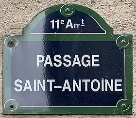 Voir la plaque.