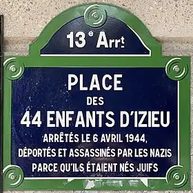 Voir la plaque.