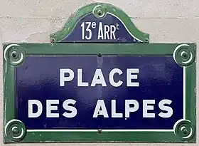 Voir la plaque.