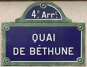 Voir la plaque.