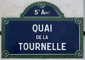 Voir la plaque.