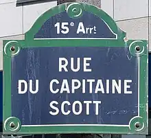 Voir la plaque.