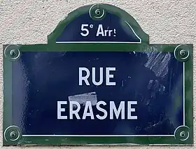 Voir la plaque.