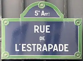 Voir la plaque.
