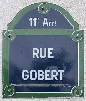 Voir la plaque.