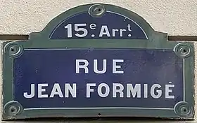 Voir la plaque.