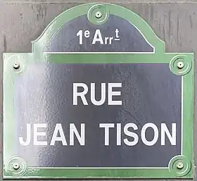 Voir la plaque.