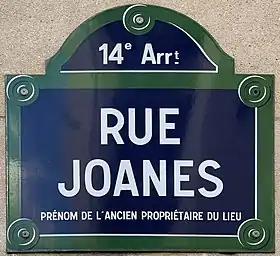 Voir la plaque.