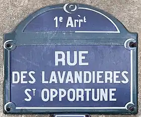 Voir la plaque.
